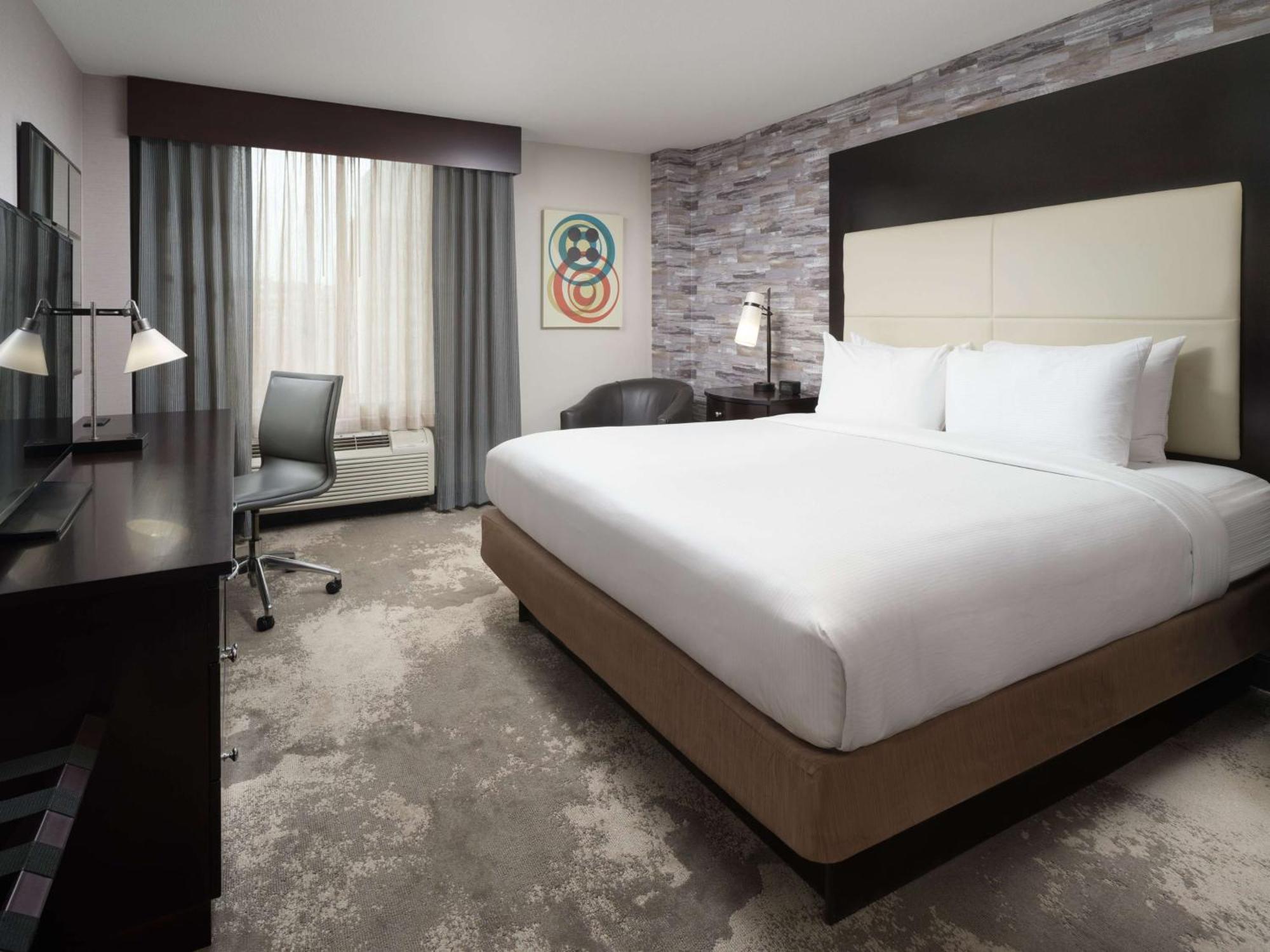 Doubletree By Hilton Hotel Chattanooga Downtown Exteriör bild