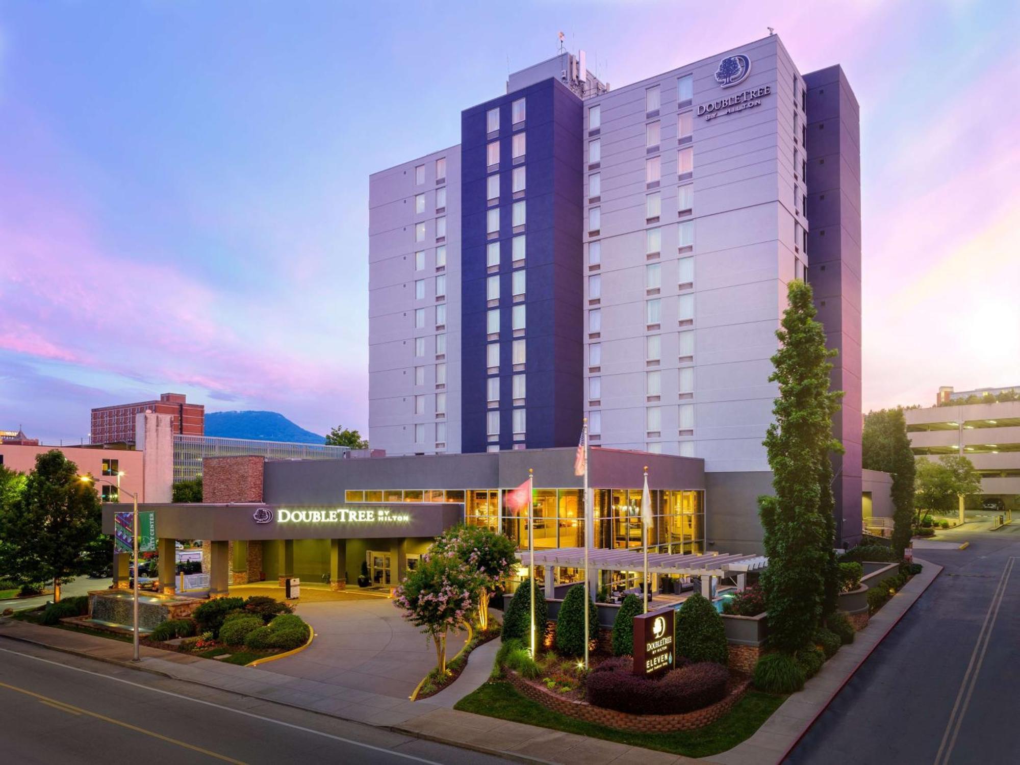 Doubletree By Hilton Hotel Chattanooga Downtown Exteriör bild