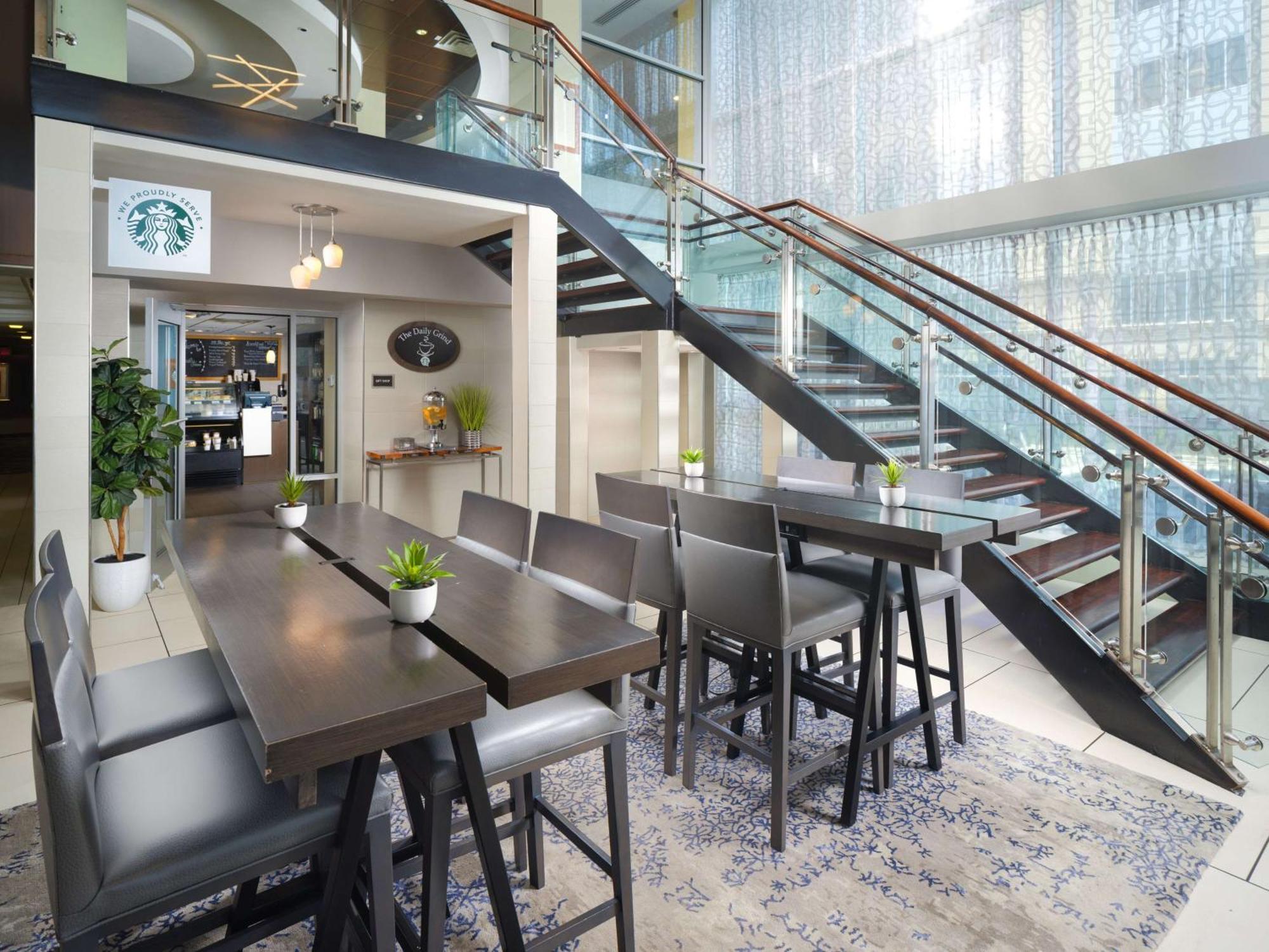 Doubletree By Hilton Hotel Chattanooga Downtown Exteriör bild